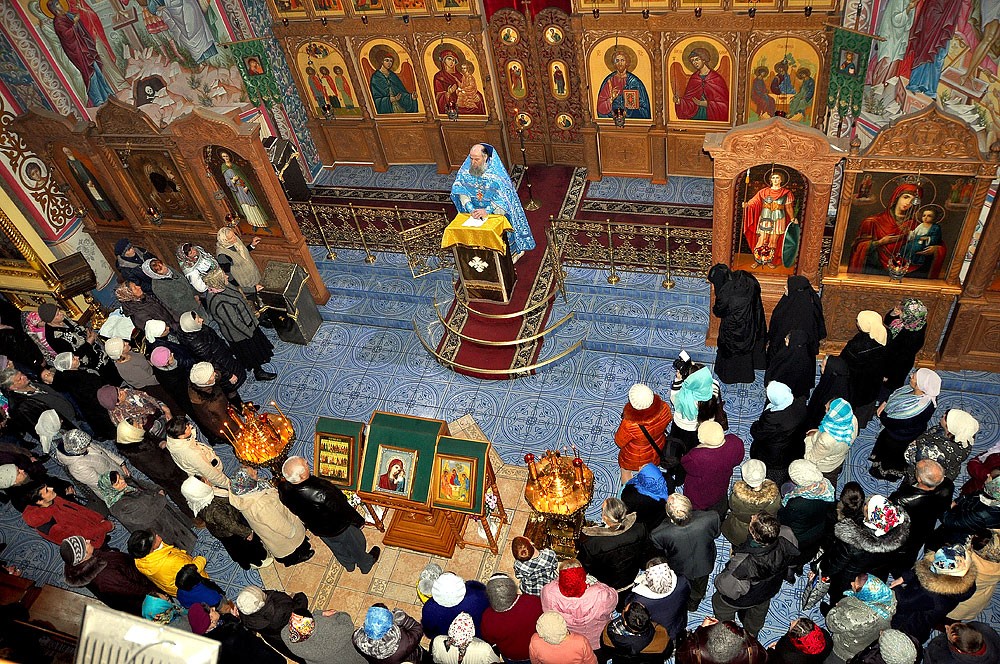 В день празднования Казанской иконы Божией Матери